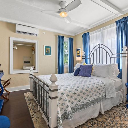 مبيت وإفطار سانت بطرسبرج The Kenwood Gables المظهر الخارجي الصورة