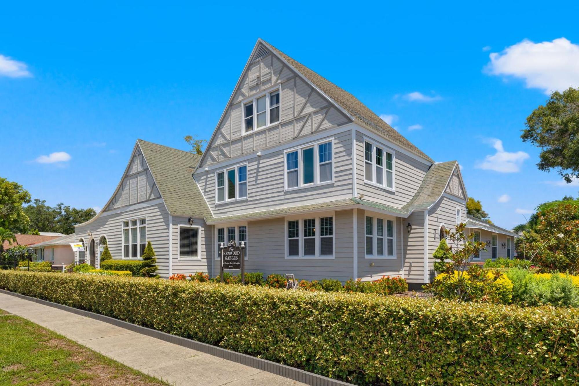 مبيت وإفطار سانت بطرسبرج The Kenwood Gables المظهر الخارجي الصورة